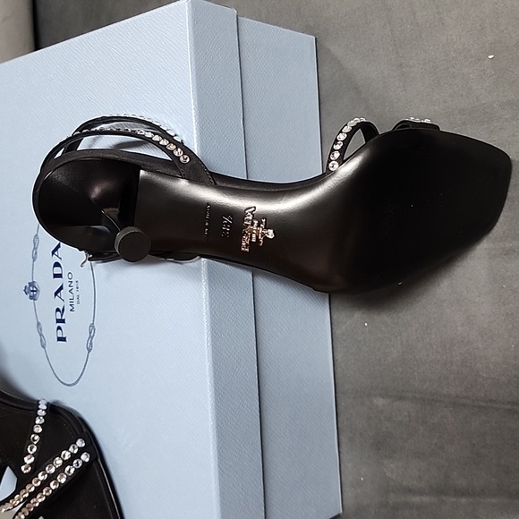 Prada satin 70mm heel sandals with crystal straps (new with tags) size 8.5 - Picture 3 of 4